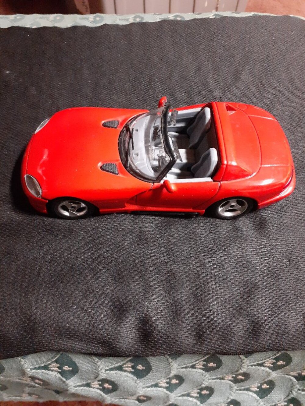 vtg burago viper rt/10